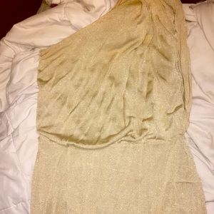 One sleeved gold mini